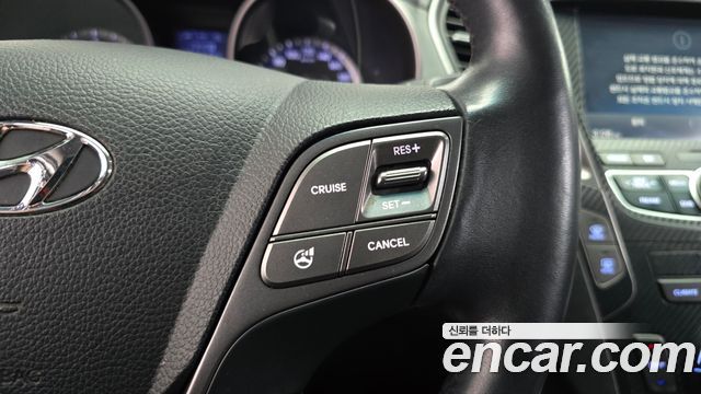 Hyundai Santafe 2015 — photo 16