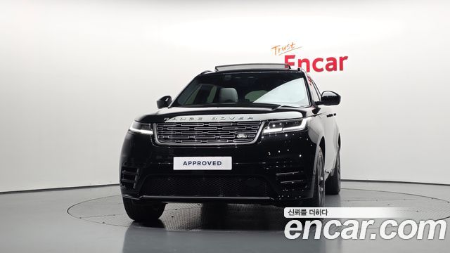 Land Rover Range Rover Velar 2026 — photo 3