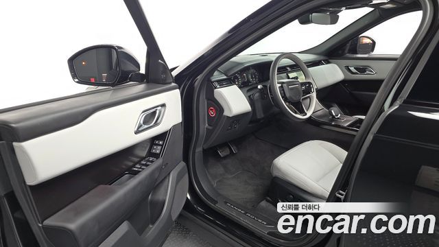 Land Rover Range Rover Velar 2026 — photo 10