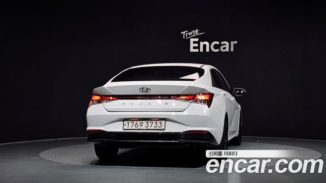 Hyundai AVANTE 2023 — photo 4
