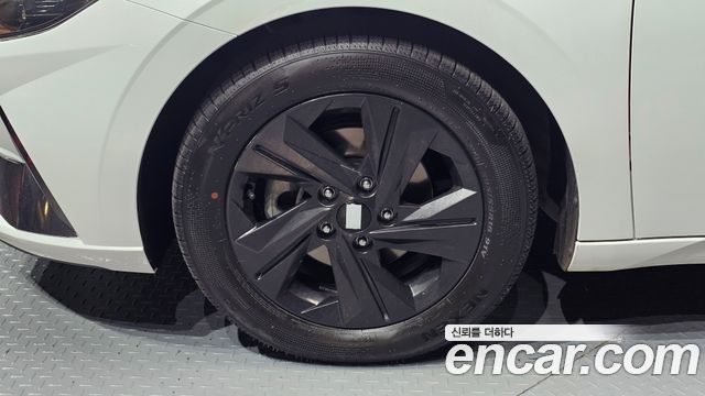 Hyundai AVANTE 2023 — photo 5