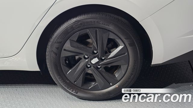 Hyundai AVANTE 2023 — photo 7