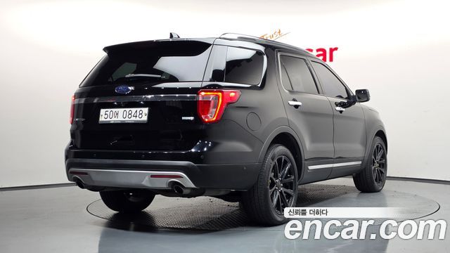 Ford Explorer 2016 — photo 2