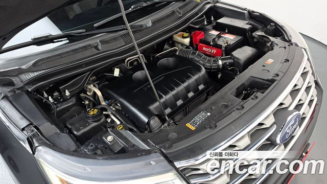 Ford Explorer 2016 — photo 6