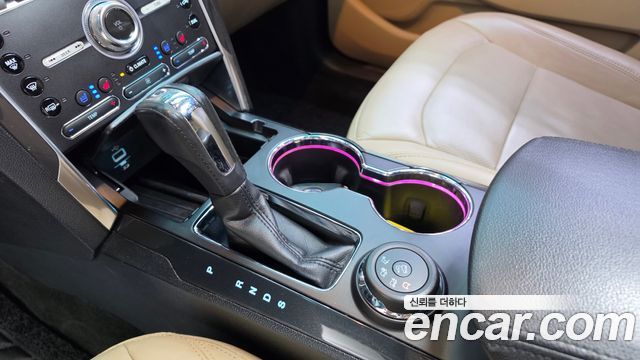 Ford Explorer 2016 — photo 9