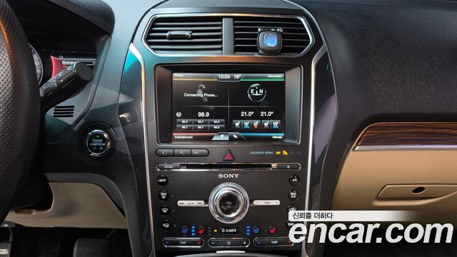 Ford Explorer 2016 — photo 12