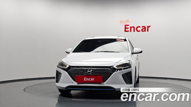 Hyundai Ioniq 2016 — photo 3