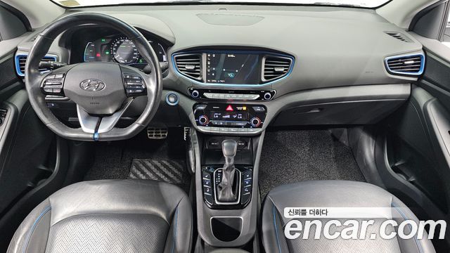 Hyundai Ioniq 2016 — photo 10