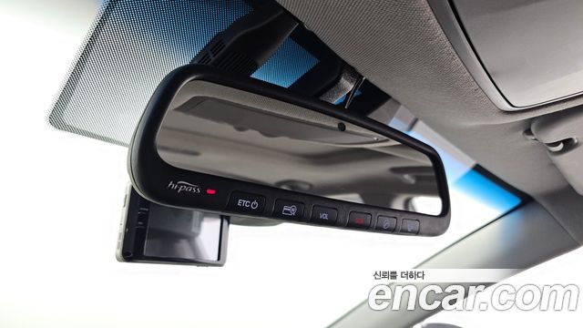 Hyundai Ioniq 2016 — photo 28
