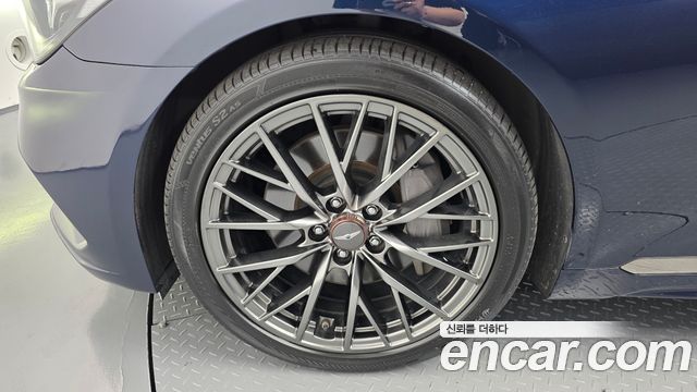 Genesis G80 2018 — photo 5