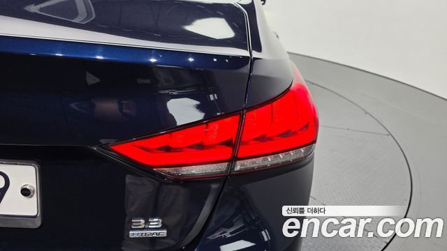 Genesis G80 2018 — photo 9