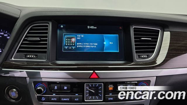Genesis G80 2018 — photo 27