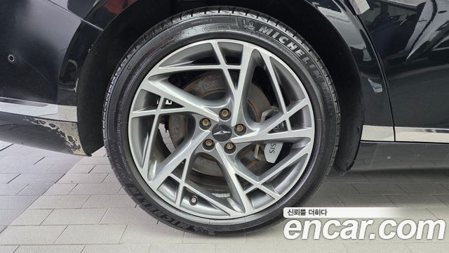 Genesis G90 2023 — photo 5