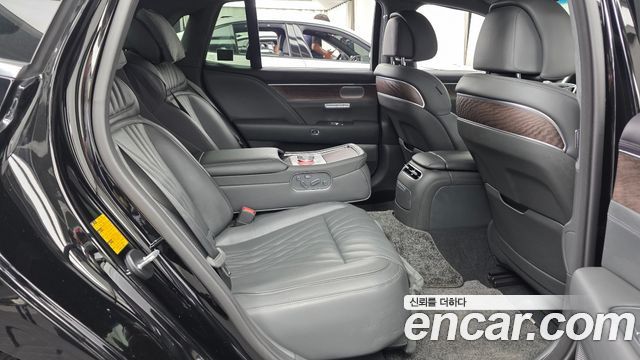 Genesis G90 2023 — photo 12