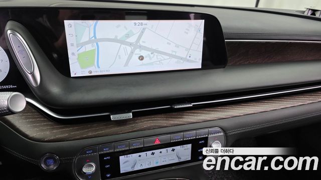 Genesis G90 2023 — photo 14