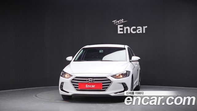 Hyundai AVANTE 2017 — photo 3