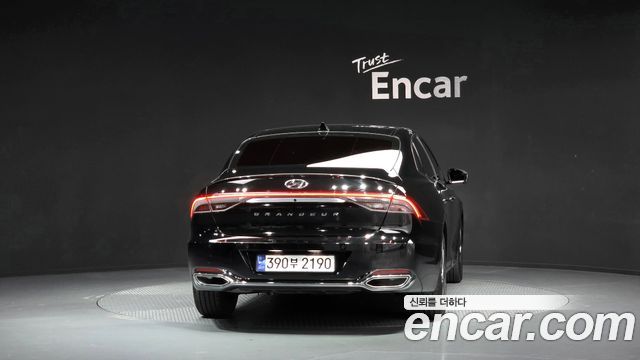 Hyundai Grandeur 2023 — photo 4