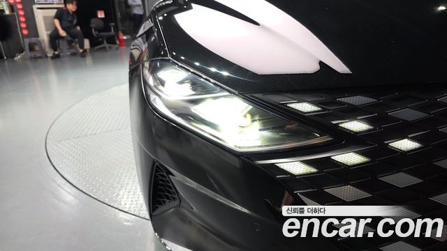 Hyundai Grandeur 2023 — photo 8