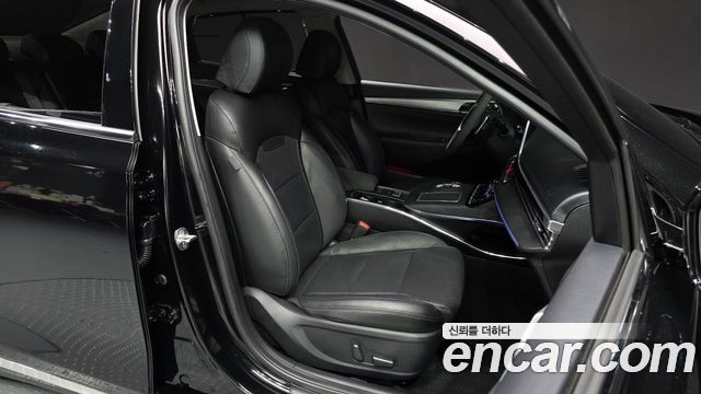 Hyundai Grandeur 2023 — photo 16