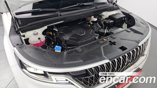 Kia Canival 2023 — photo 6
