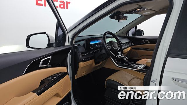Kia Canival 2023 — photo 10