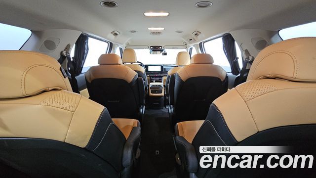 Kia Canival 2023 — photo 20