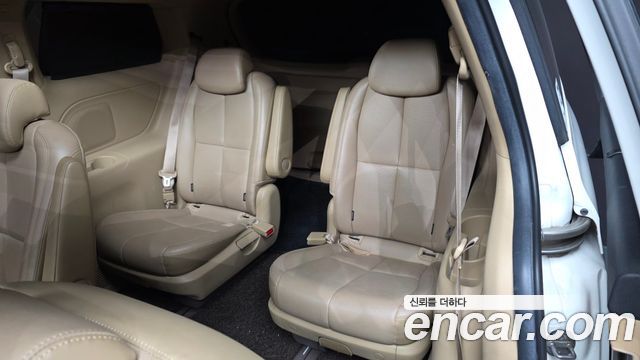 Kia Canival 2020 — photo 19