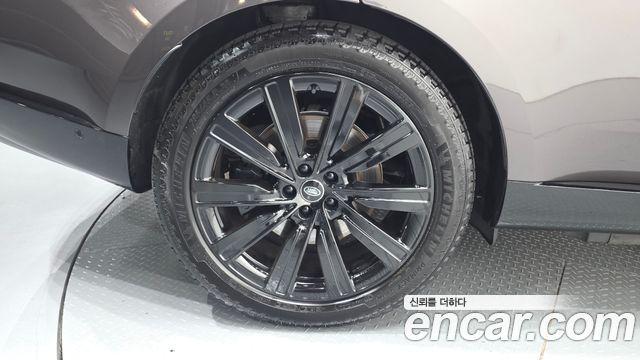 Land Rover Range Rover 2025 — photo 5