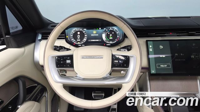 Land Rover Range Rover 2025 — photo 14