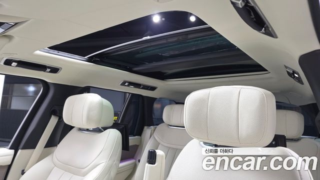 Land Rover Range Rover 2025 — photo 19