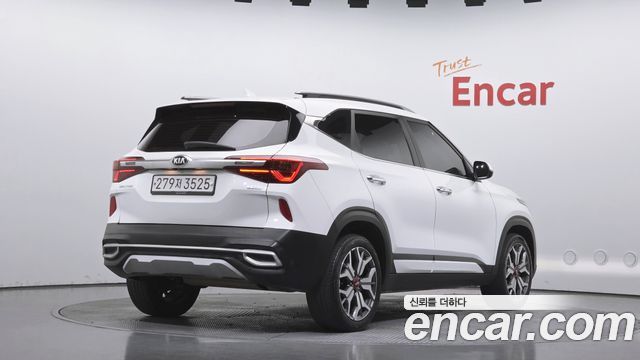 Kia Seltos 2020 — photo 2