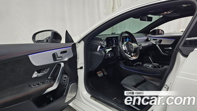 Mercedes-Benz CLA-Class 2020 — photo 10
