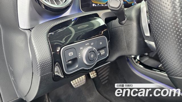 Mercedes-Benz CLA-Class 2020 — photo 16