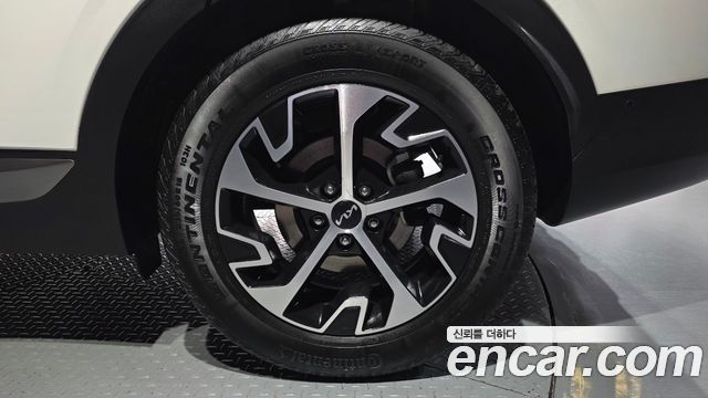 Kia Sportage 2023 — photo 7