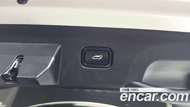 Kia Sportage 2023 — photo 31