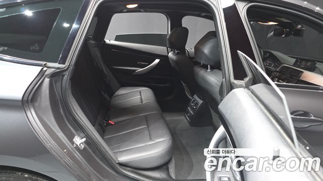 BMW Gran Turismo 2021 — photo 18