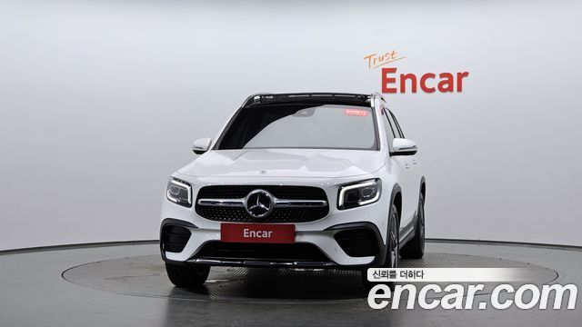 Mercedes-Benz GLB-Class 2021 — photo 3