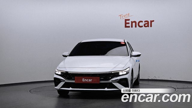 Hyundai AVANTE 2024 — photo 3