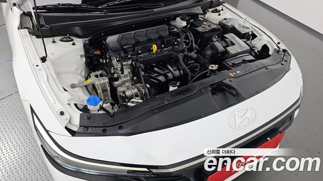 Hyundai AVANTE 2024 — photo 17