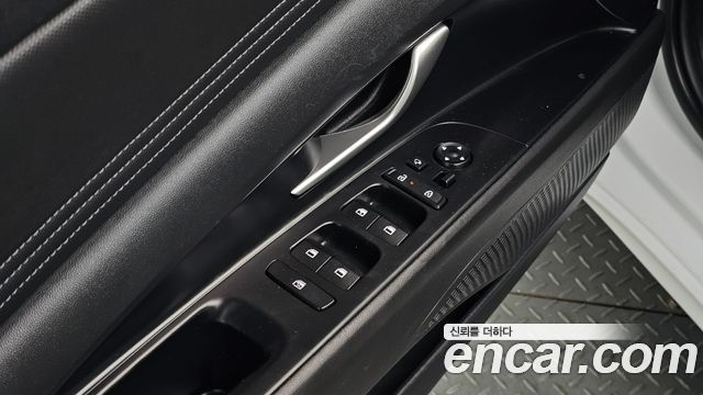 Hyundai AVANTE 2024 — photo 18