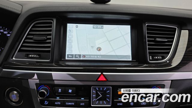 Genesis G80 2019 — photo 14