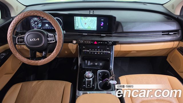 Kia Canival 2023 — photo 10