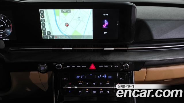 Kia Canival 2023 — photo 19