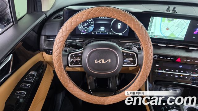 Kia Canival 2023 — photo 20