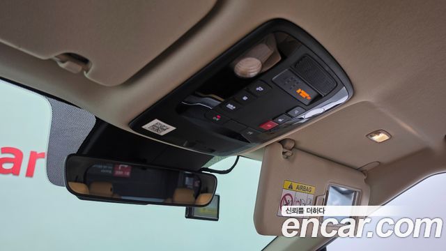 Kia Canival 2023 — photo 27