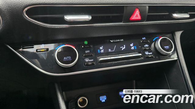 Hyundai Sonata 2022 — photo 30
