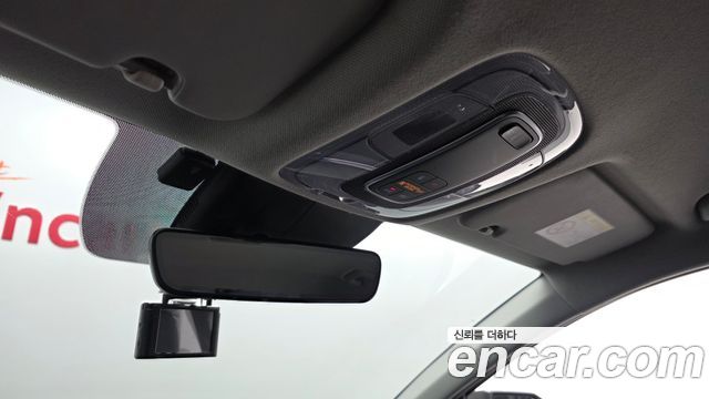 Hyundai AVANTE 2021 — photo 24