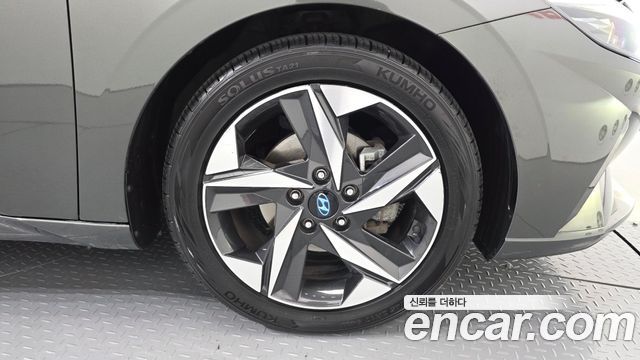 Hyundai AVANTE 2021 — photo 7