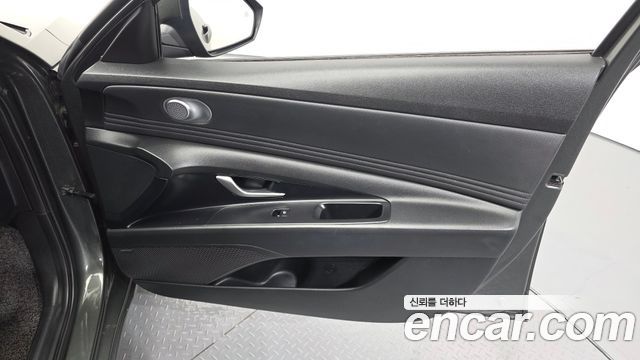 Hyundai AVANTE 2021 — photo 14
