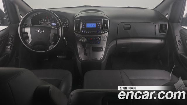 Hyundai Starex 2021 — photo 10